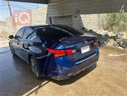 نيسان ألتيما